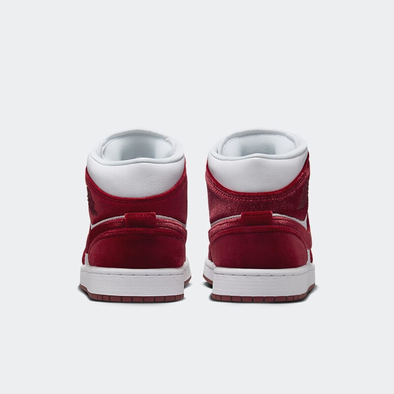 Air Jordan 1 Mid "Red Velvet" | FZ3334-100