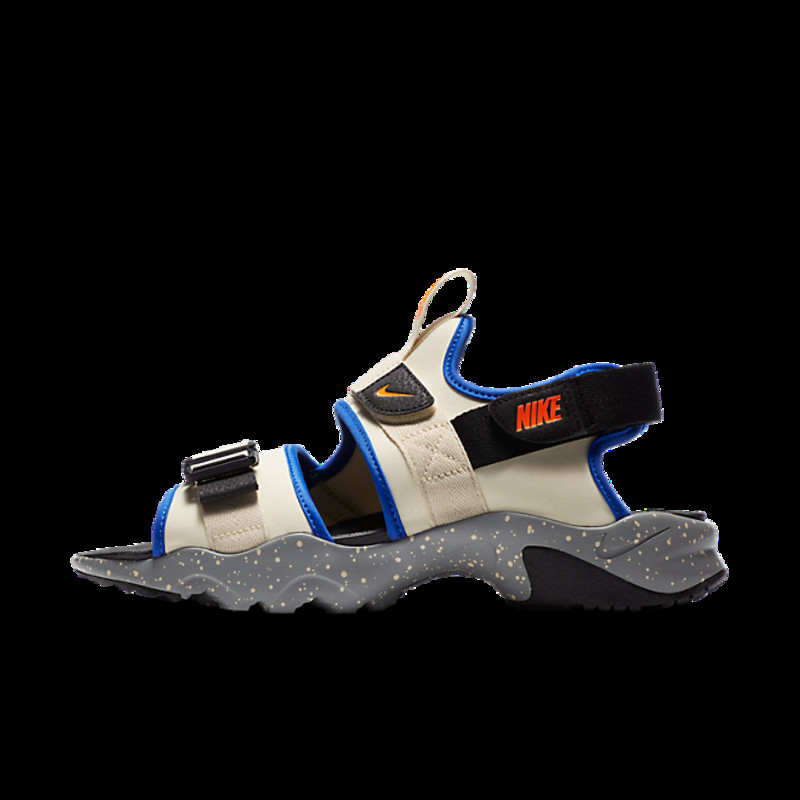 nike canyon fossil
