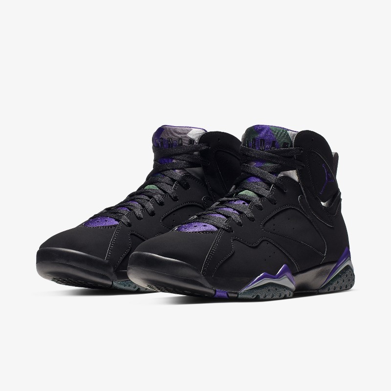 Ray Allen x Air Jordan 7 Bucks | 304775-053