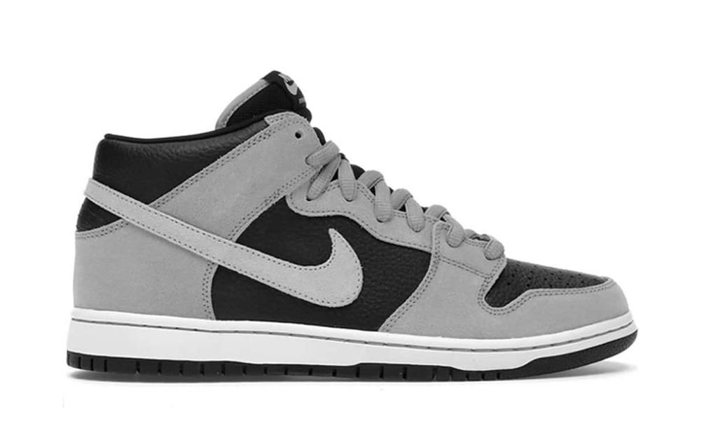 Nike dunks mid best sale