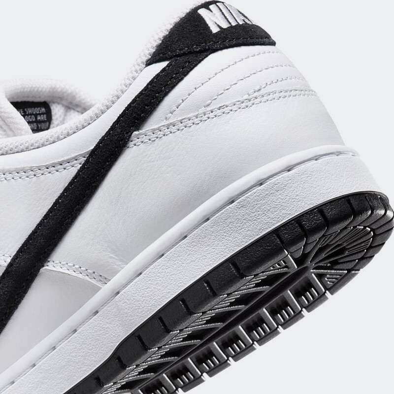 Nike SB Dunk Low "White Black" | HF3704-100