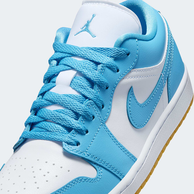 Air Jordan 1 Low "Aquatone" | DC0774-104