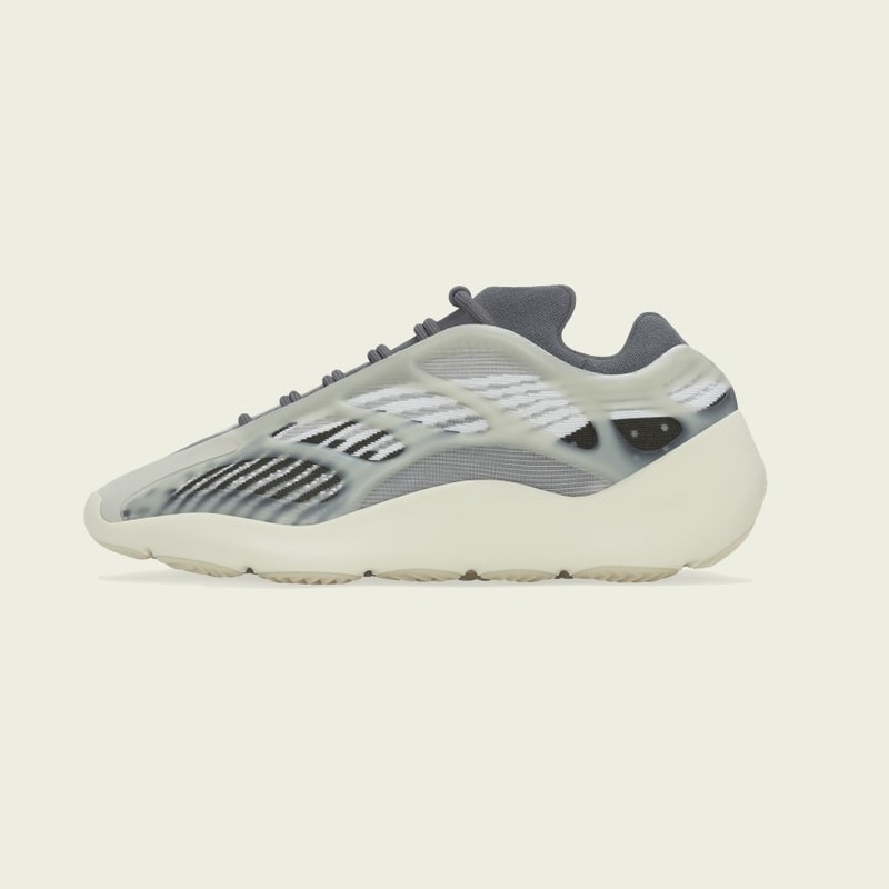 adidas Yeezy 700 V3 Fade Salt | ID1674