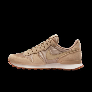 Nike sportswear cheap internationalist beige