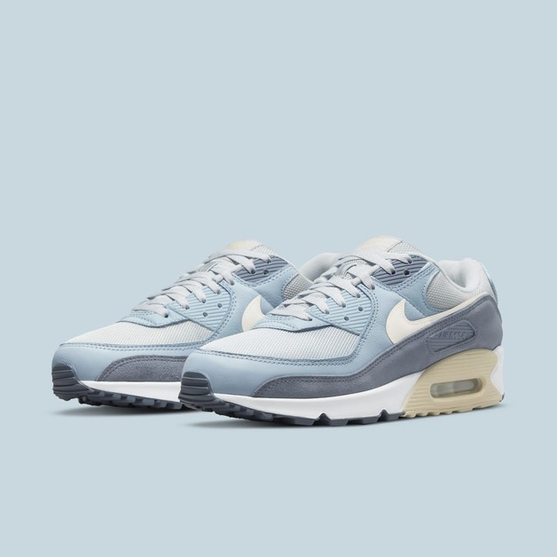 New Nike Air Max 90 "Ashen Plate" with Sky Vibes