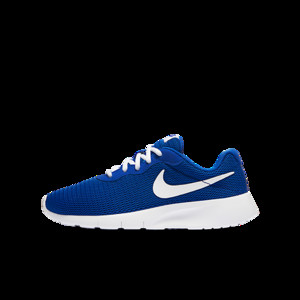 Kurtki nike barcelona graphic - All blue at a glance at grailify.com - Buy Nike  Tanjun