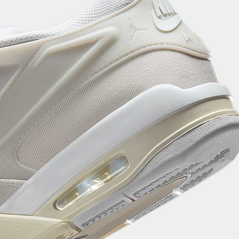 Air Jordan 4 RM "Light Bone" | IH4488-072