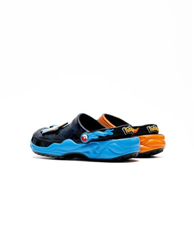 Pokemon x Crocs Versus Clog "Charizard vs. Blastoise" | 211346-90H