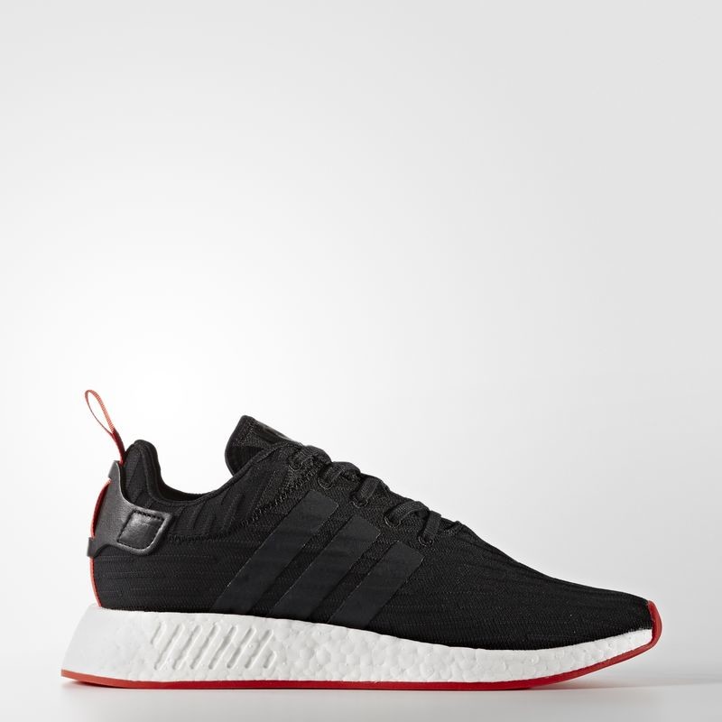 nmd r2 primeknit black red
