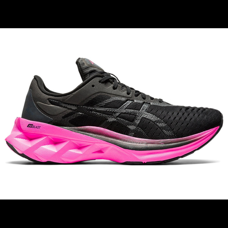 ASICS Novablastâ¢ Black | 1012A584.003