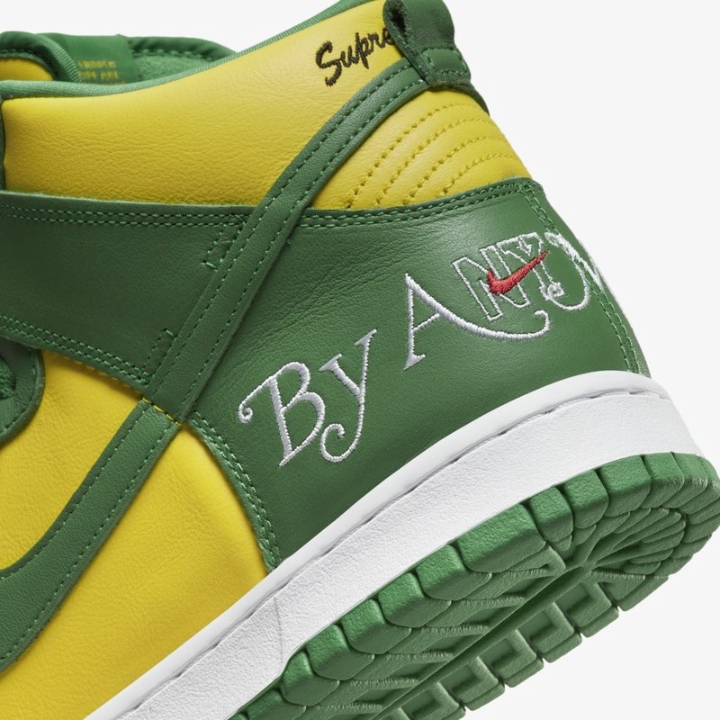 Supreme x Nike SB Dunk High By Any Means Brazil | DN3741-700