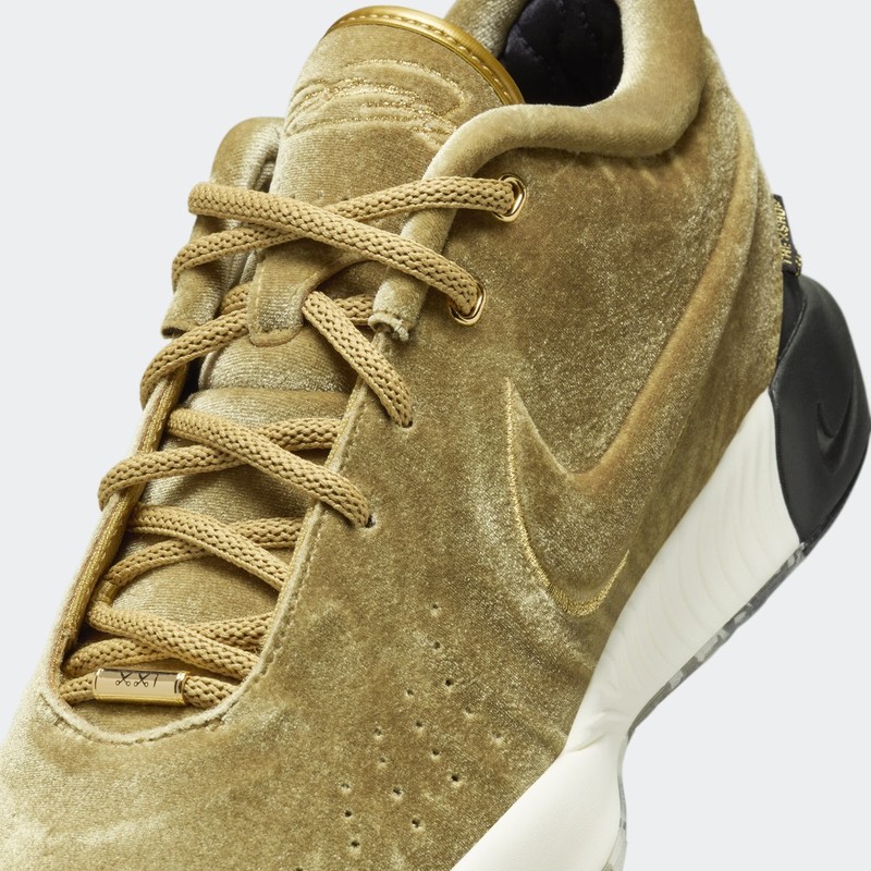The Shop x Nike LeBron 21 "Nobility" | FZ7883-700