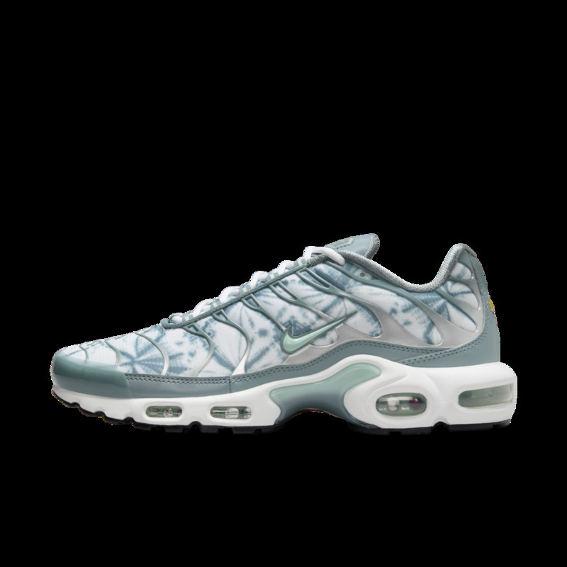 Air max on sale plus palm pack