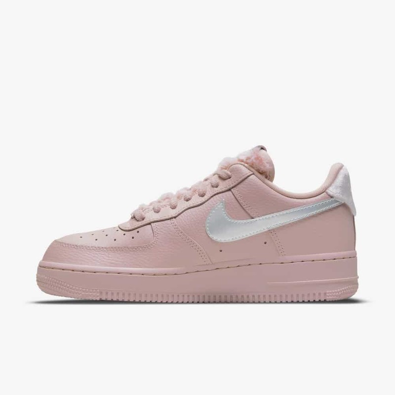 Nike Air Force 1 Pink Sherpa | DO6724-601