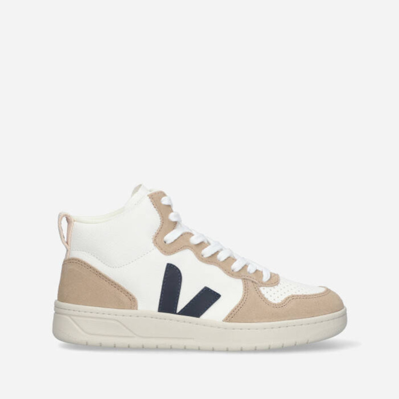 Veja V-15 | VQ053116