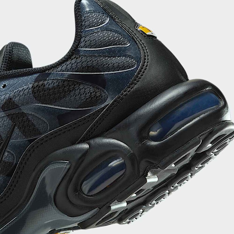 PSG x Nike Air Max Plus "Black" | IB2253-001