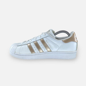 Adidas superstar gold store iridescent