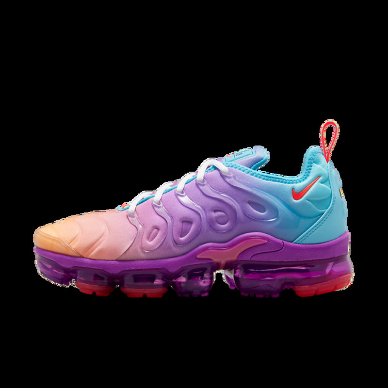 Nike Air VaporMax Plus Fuchsia Dream/Bright Crimson Women's Shoe