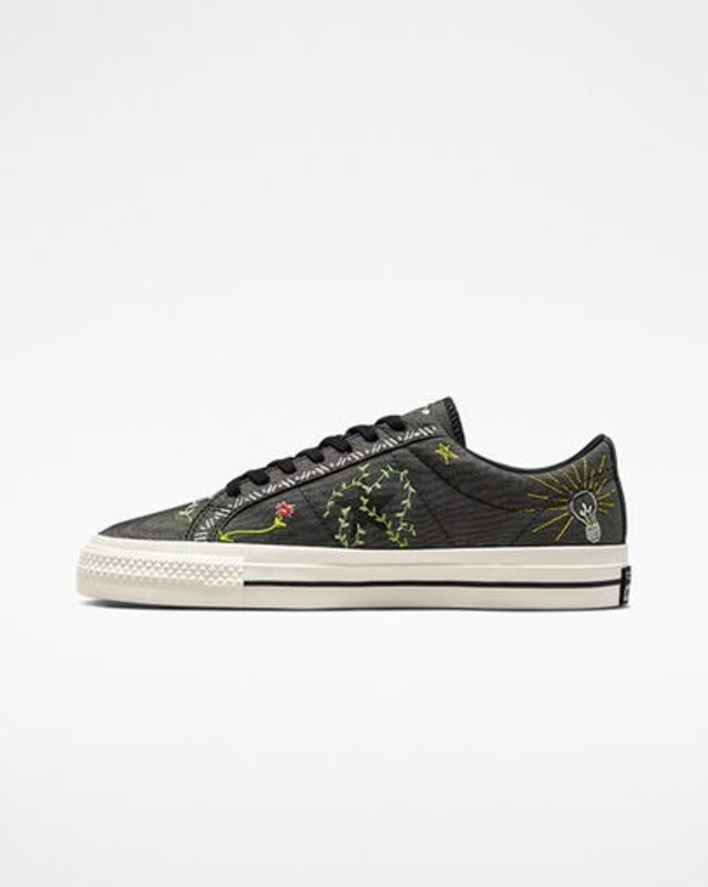 Converse One Star Pro "Embroidery" | A03666C