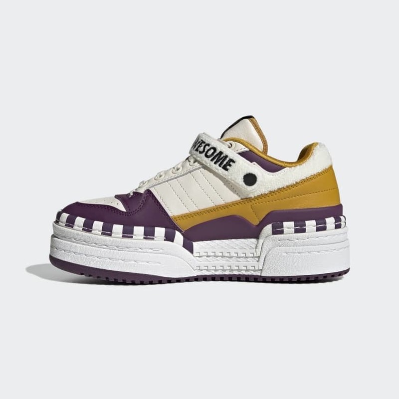 Girls Are Awesome x adidas Triple Platforum Low | GY2618