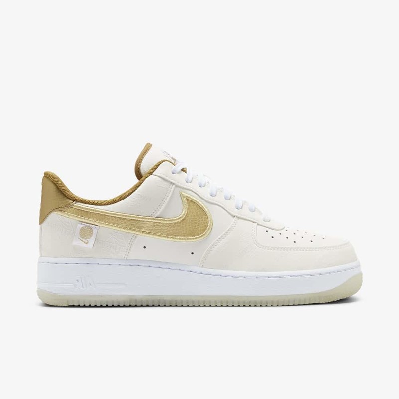 Nike Air Force 1 Worldwide Pack Gold | DA1343-170 | Grailify