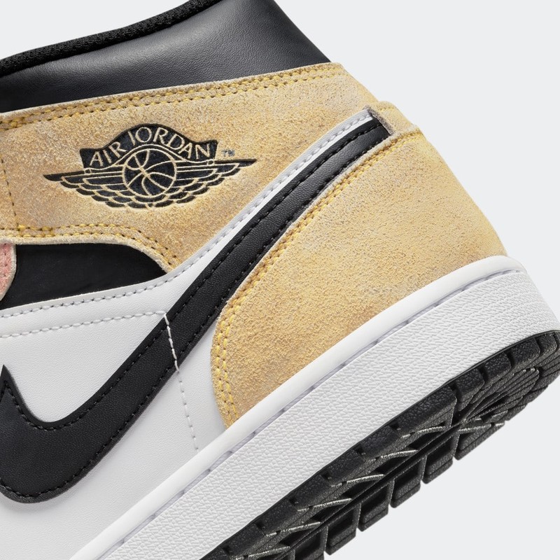 Air Jordan 1 Mid "Flight Club" | DX4332-800