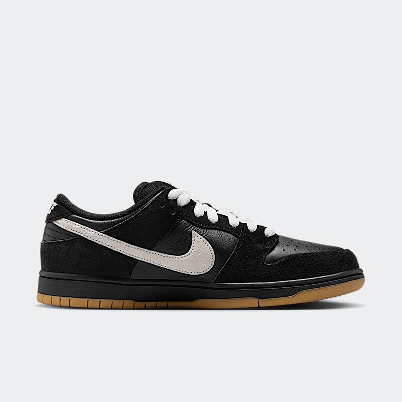 Nike SB Dunk Low Pro 'Black & White' | HF3704-003