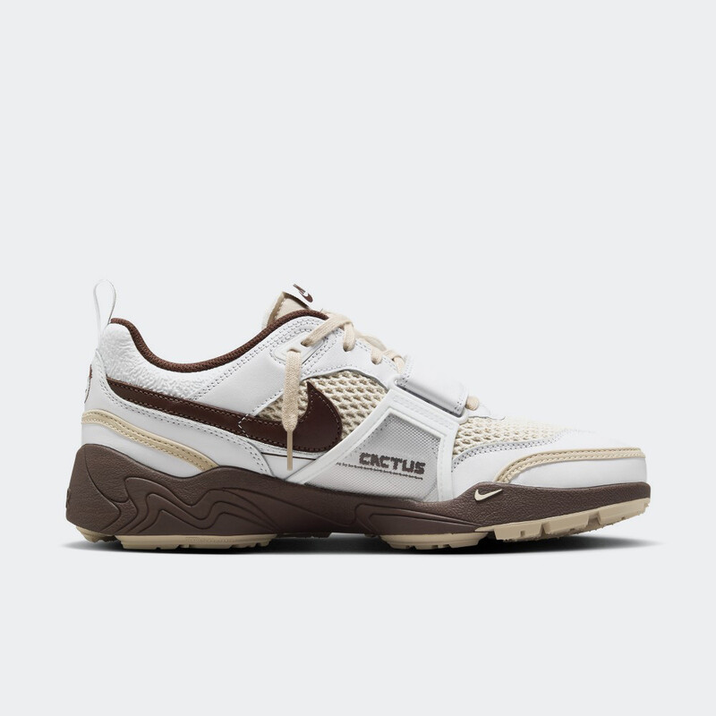 Travis Scott x Nike Zoom Field Jaxx "Light Chocolate" | HQ3073-100