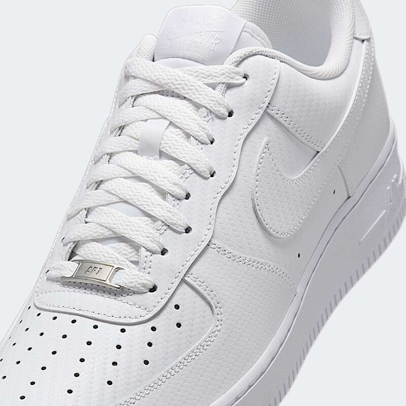 Nike Air Force 1 Low “White Carbon Fiber” | HF2886-100