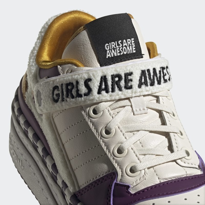 Girls Are Awesome x adidas Triple Platforum Low | GY2618