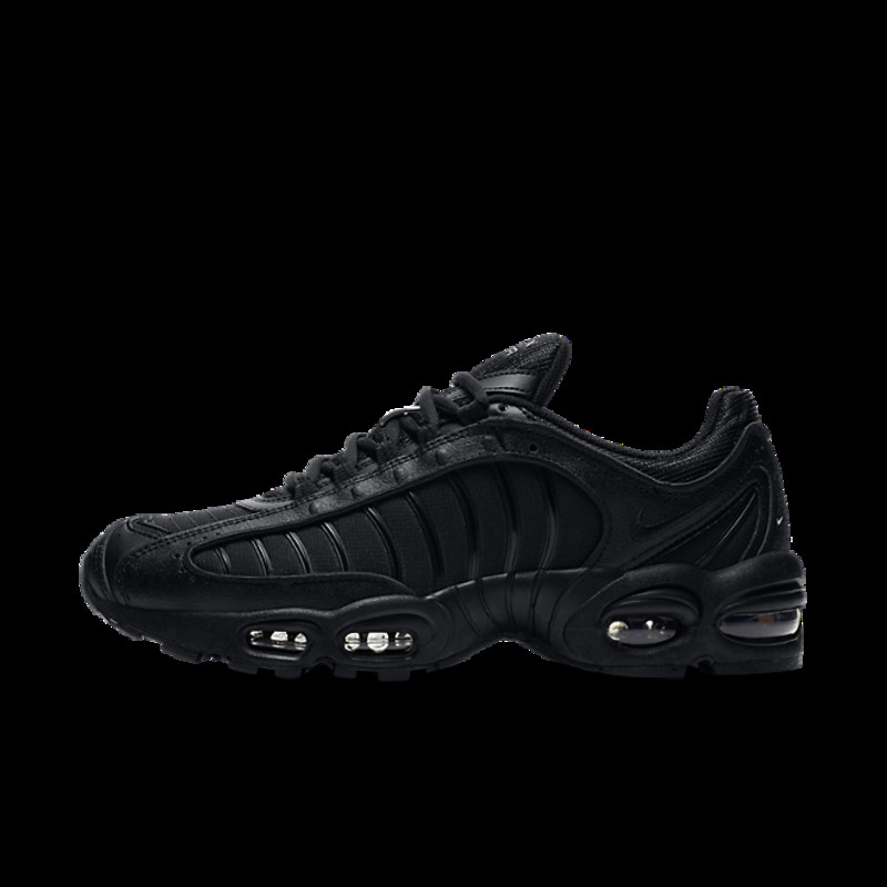 Nike tailwind best sale triple black