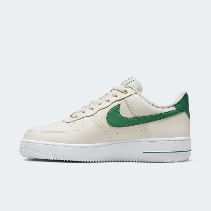 Nike Is Dropping This 40th Anniversary Air Force 1 High In Malachite Green  - Sneaker News