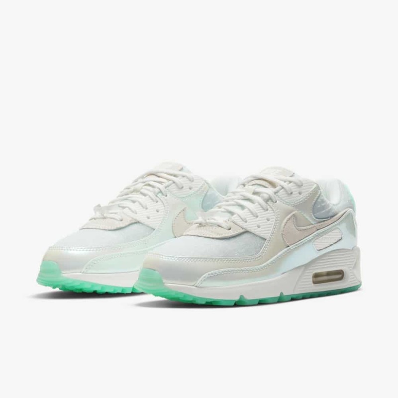 Nike Air Max 90 Future Is Clear | DH8074-100