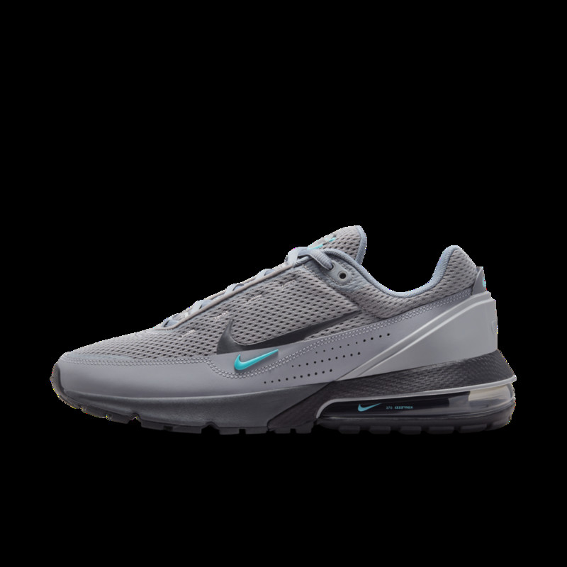 Nike Nike Lebron 18 Low Mens Trainers UK 10.5 Slyvester Vs Tweety 'Cool Grey' | HF0104-001