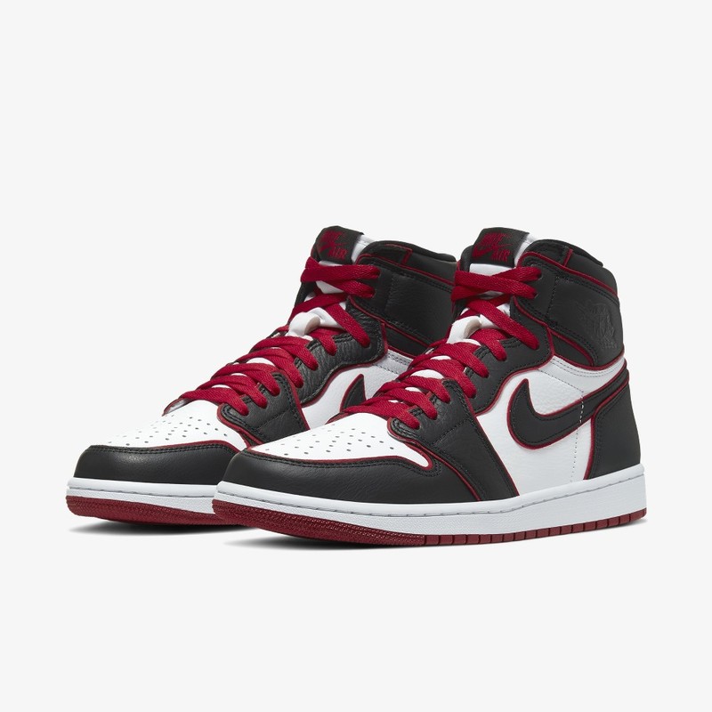 Air Jordan 1 High OG Bloodline | 555088-062