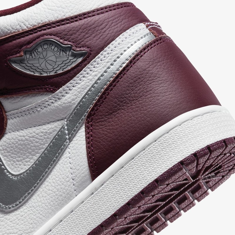 Air Jordan 1 High OG Bordeaux | 555088-611