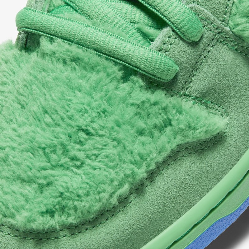 Grateful Dead Bears x Nike SB Dunk Low Green | CJ5378-300