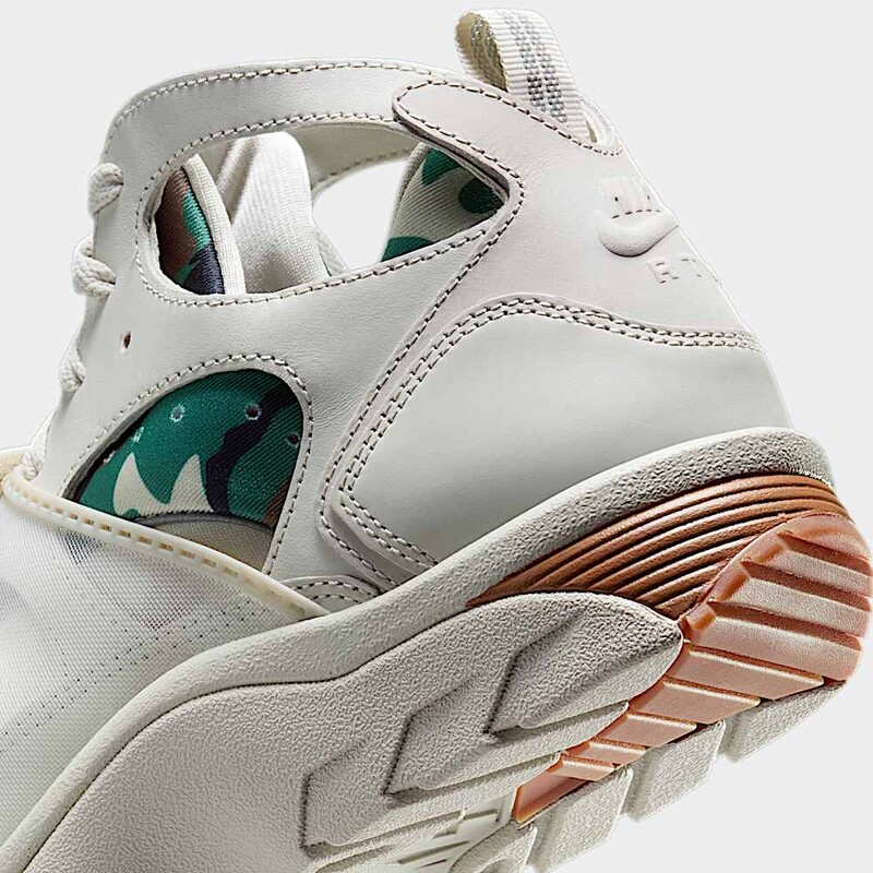 Corteiz x Air Trainer Huarache "Light Bone" | FQ8793-002