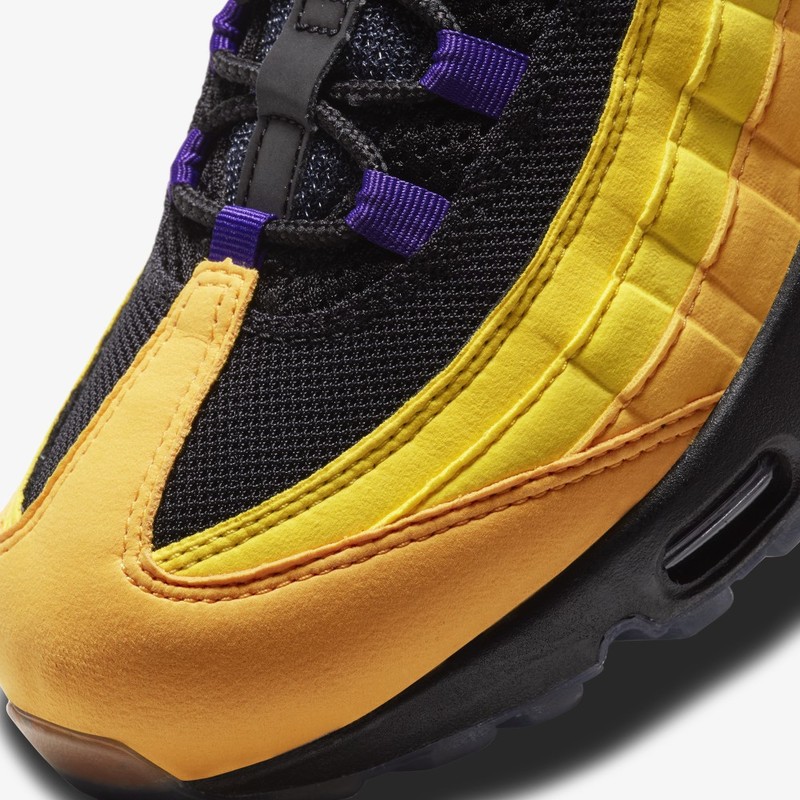 lebron air max 95 home team