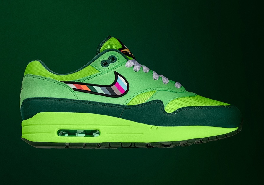 For the Launch of NFT's Ducks of a Feather Platform, Tinker Hatfield Designs a Nike Air Max 1 for Oregon