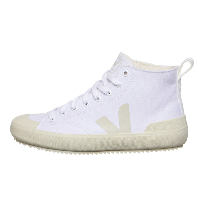 Veja Wmns Nova HAT | NT0102348A