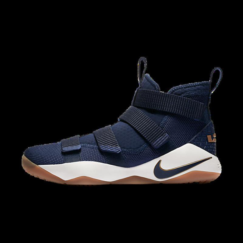 Navy lebron soldier outlet 11