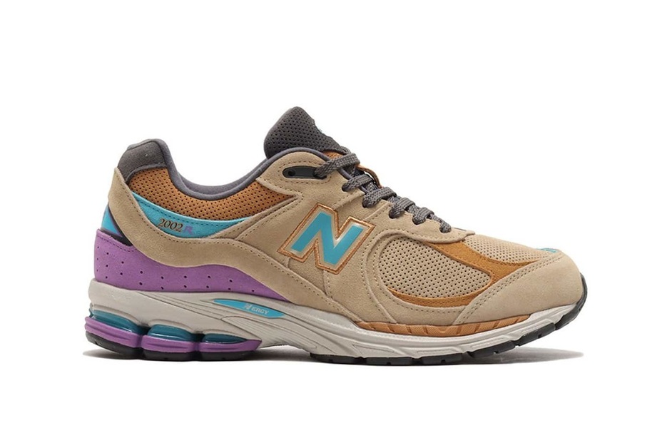 Wildleder und auffällige Hits zieren den neuen New Balance 2002R