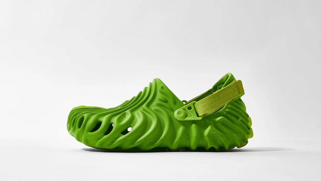 Salehe Bembury kündigt einen Collab mit Crocs Classic Clog an