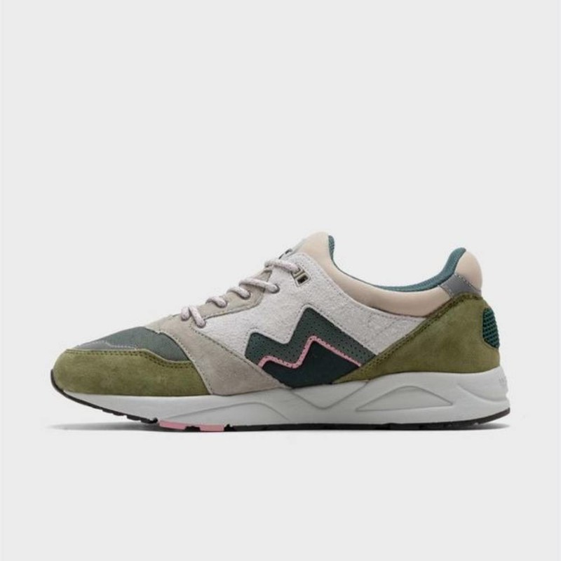 Karhu Aria 95 "Dark Forest" | F803123