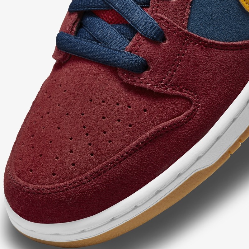 Nike SB Dunk Low Barcelona | DJ0606-400