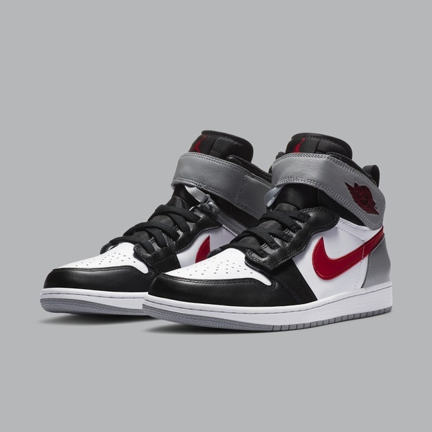 Jordan Brand veröffentlicht den Air Jordan 1 Flyease in Schwarz/Grau/Rot