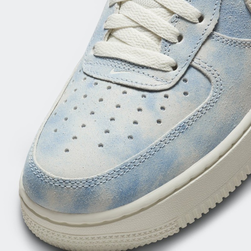 Nike Air Force 1 "Clouds" | FD0883-400