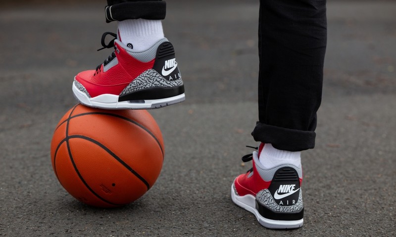 Air Jordan 3 Red Cement | CK5692-600