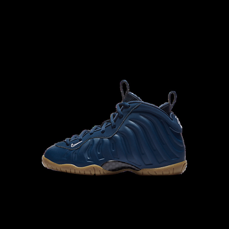 Navy blue and white on sale foamposites